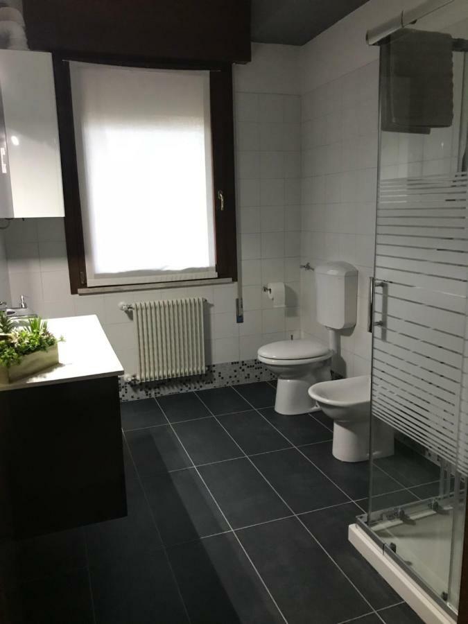 Appartement Da Lenny: A Due Passi Dal Centro Storico à Trévise Extérieur photo